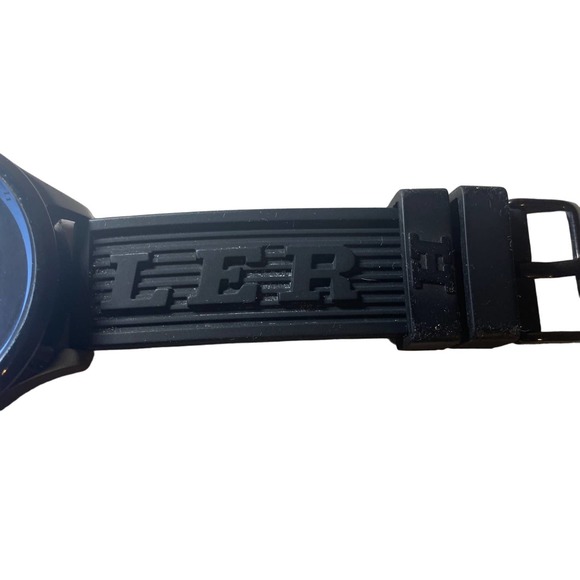 Holler Stainless Steel North Carolina 2009 National Champions Danny Green Watch - Picture 8 of 8